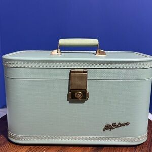 Vintage Train Bag Celery Green carry on luggage, train case